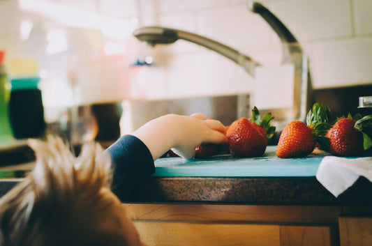 Why Independent Eating Helps Prepare Toddlers for Preschool